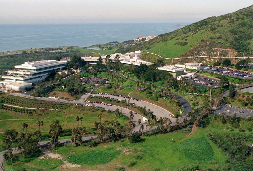 one day I will understand how web design works. Today is not that day